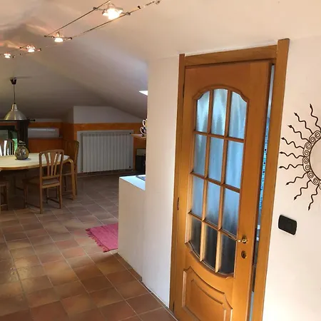 Apartment Mansarda Le Due P Bollengo